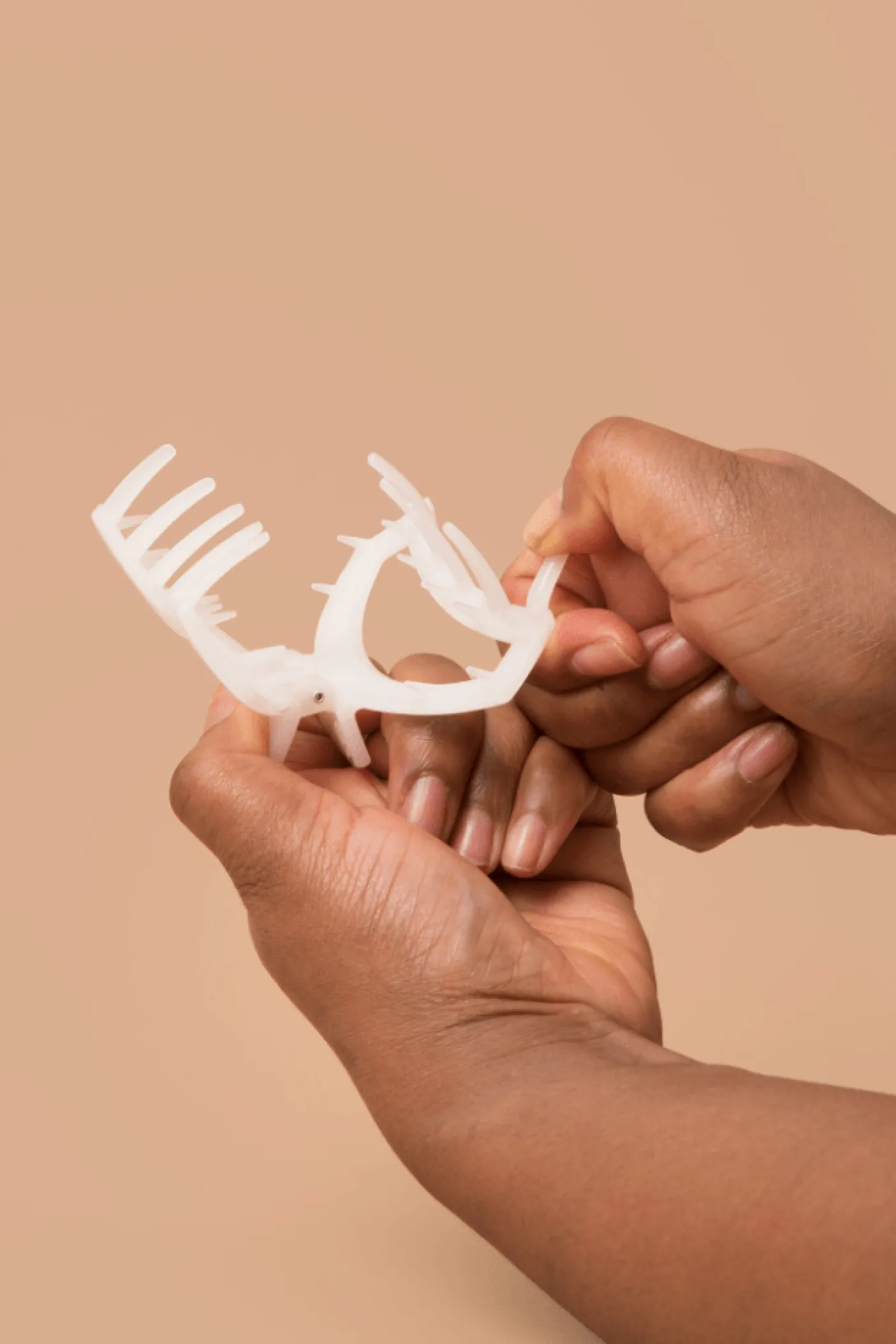 Open Tortoise Medium Claw Hair Clip